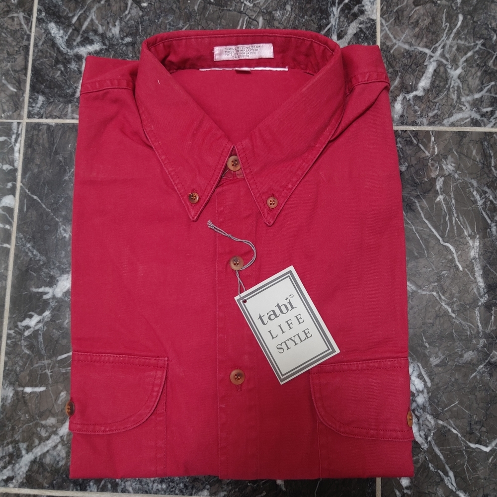 💚 2/$35 NWT Tabi long sleeve dress shirt - red